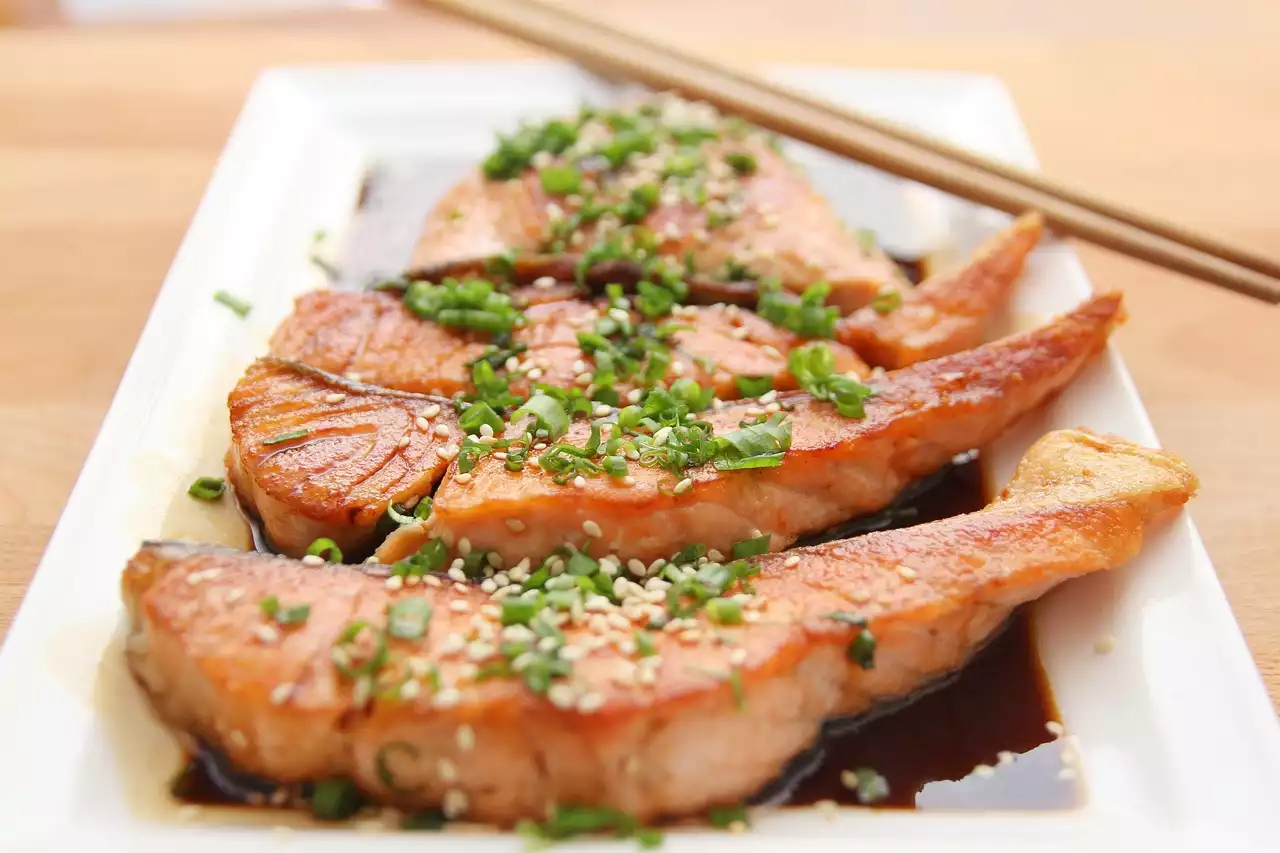 생선 밀렵 101: 색다른 맛과 풍미를 지닌 생선 요리를 위한 기술 및 조리법